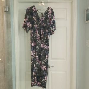 Jessica Simpson Maternity green floral maxi dress